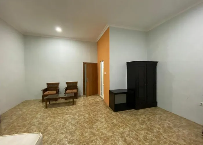 Hotel Magellona Makassar Mitra Reddoorz