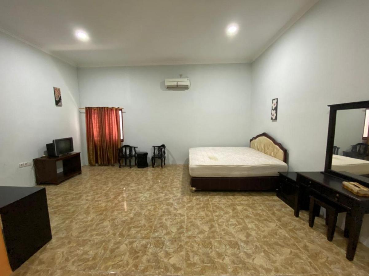 Hotel Magellona Mitra Reddoorz Makassar