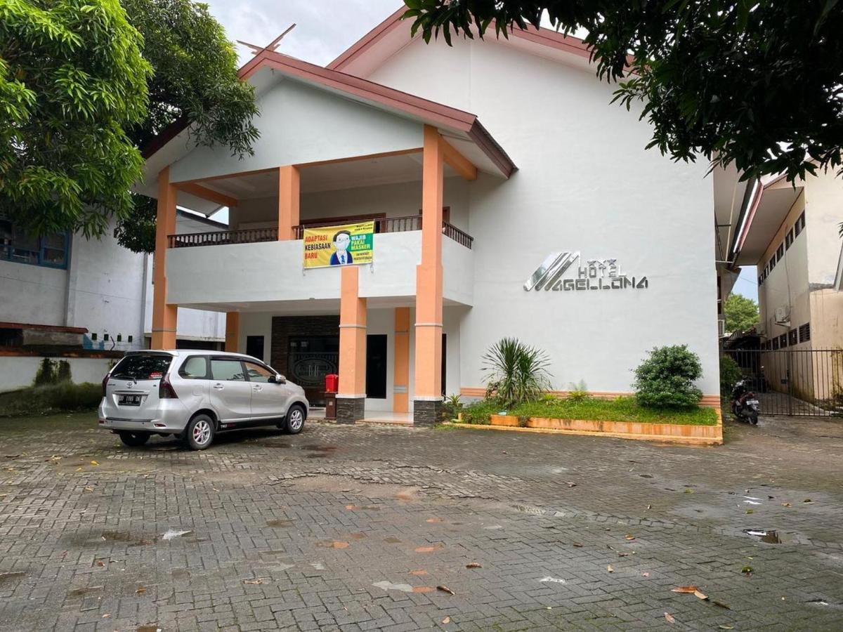 Hotel Magellona Mitra Reddoorz 2*